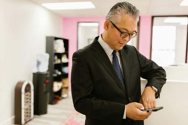 How Can UK Businesses Adapt Their Marketing Strategies to Emerging Consumer Trends?